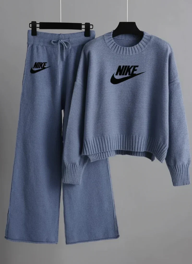 NK-Black women's matching set with a cropped top and trousers