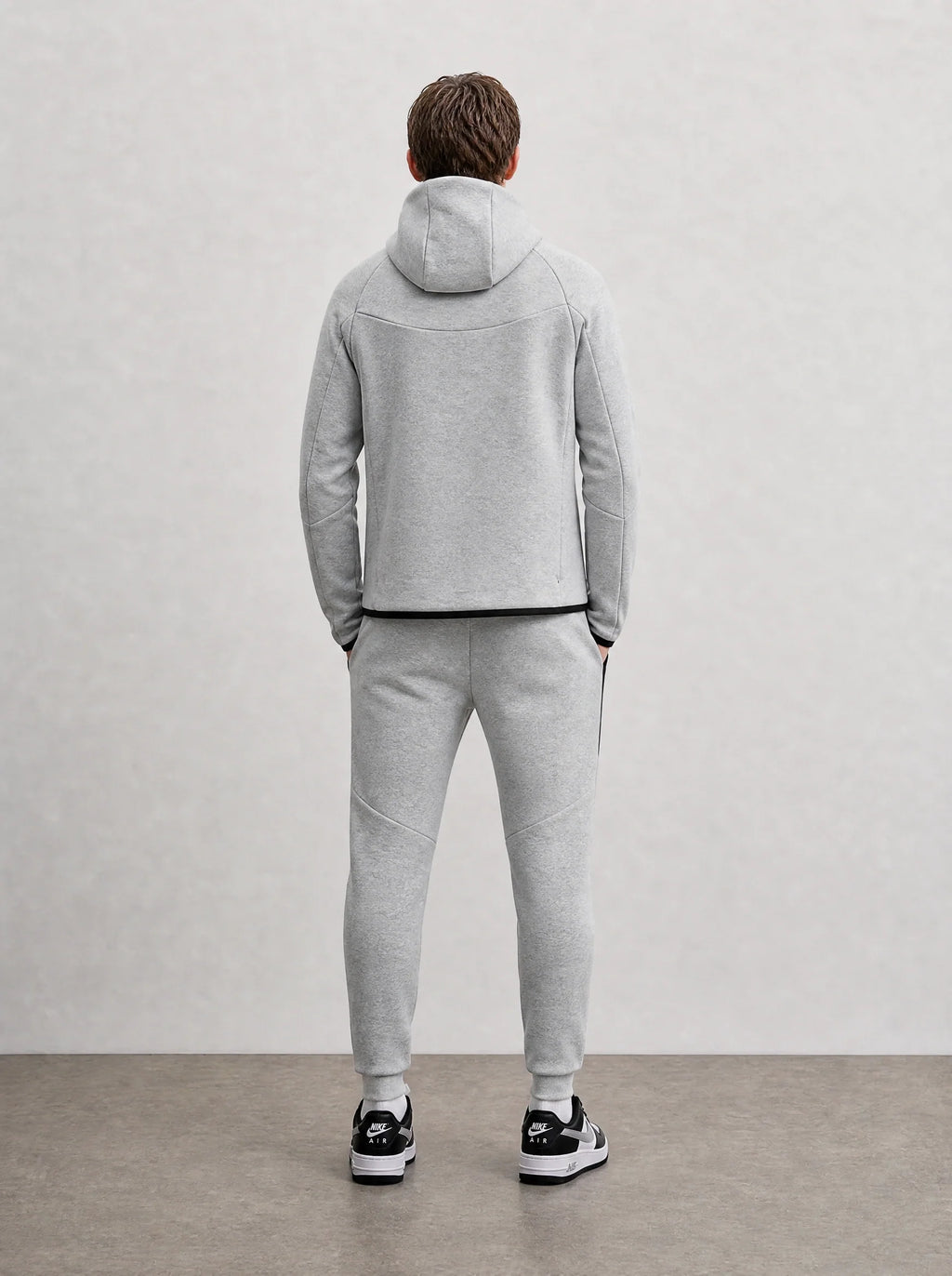 2026 Nike Tech Fleece Gri