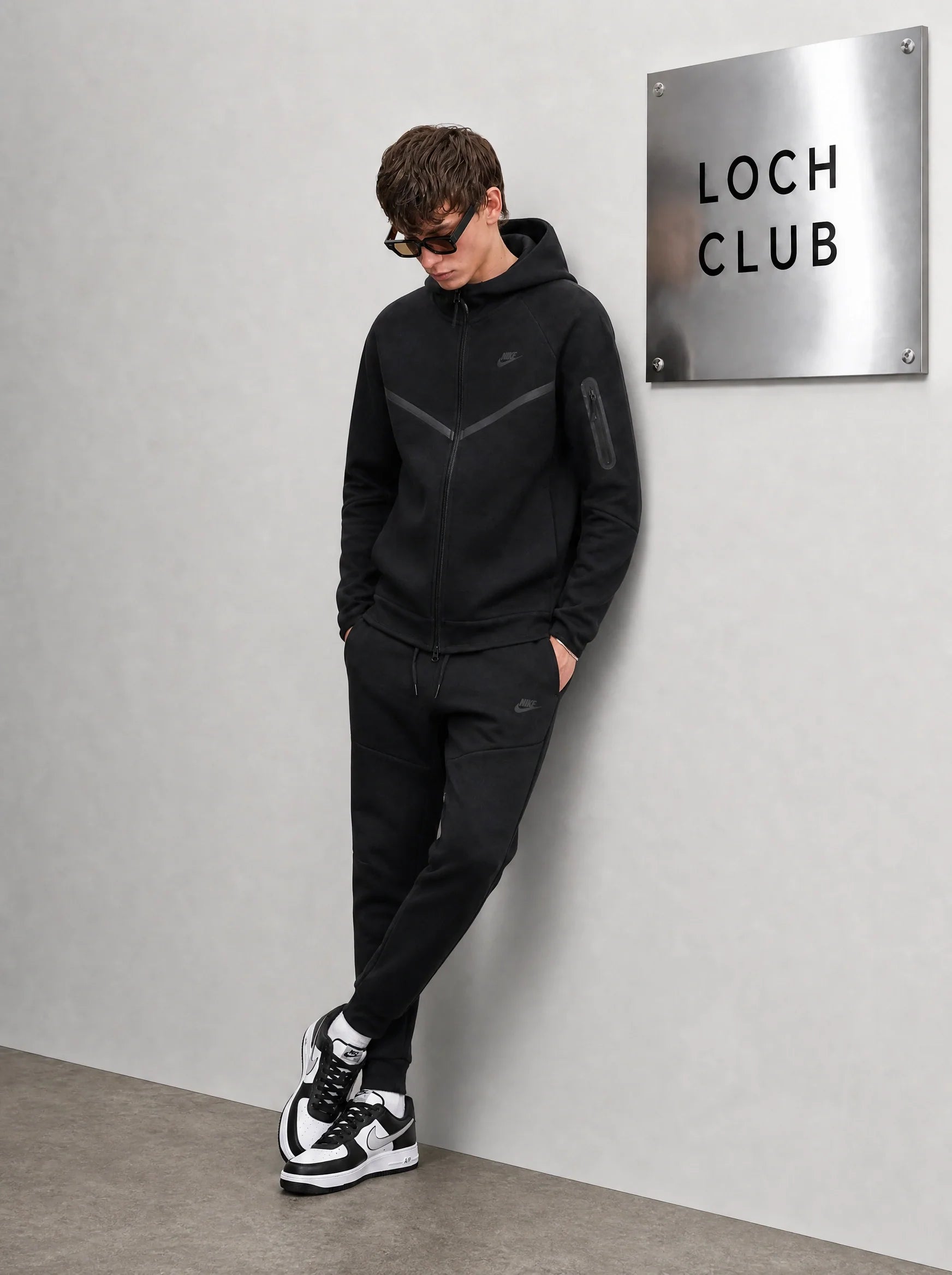 2026 Nike Tech Fleece Gri
